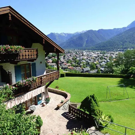 Haus Am Hochwald شقة ميتنوالد